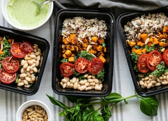 https://food.ndtv.com/health/healthy-start-to-2026-heres-an-easy-high-protein-meal-plan-for-daily-diet-10148976