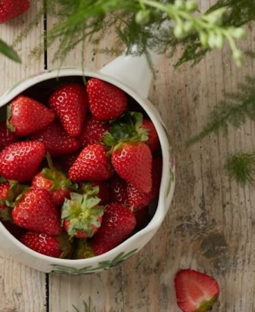 Benefits Of Eating Strawberry During Winter