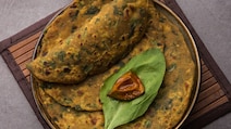 Turn Leftover Saag Into A Fresh Meal