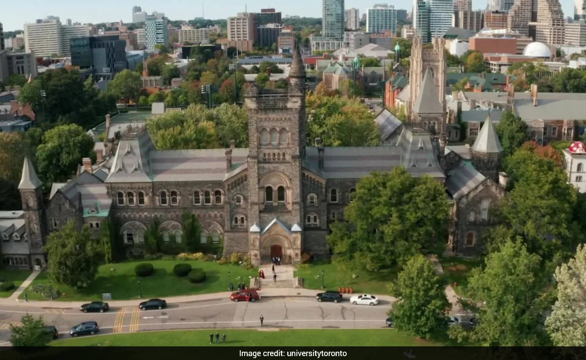 Things To Keep In Mind While Applying To Canadian Universities