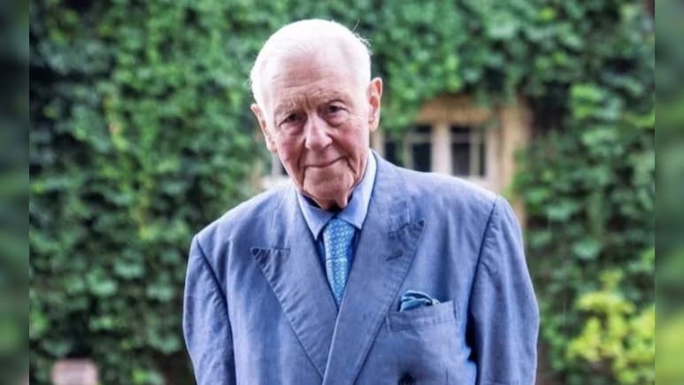 79-Year-Old British Baronet Seeks Younger Bride To Produce Male Heir, Offers Pay