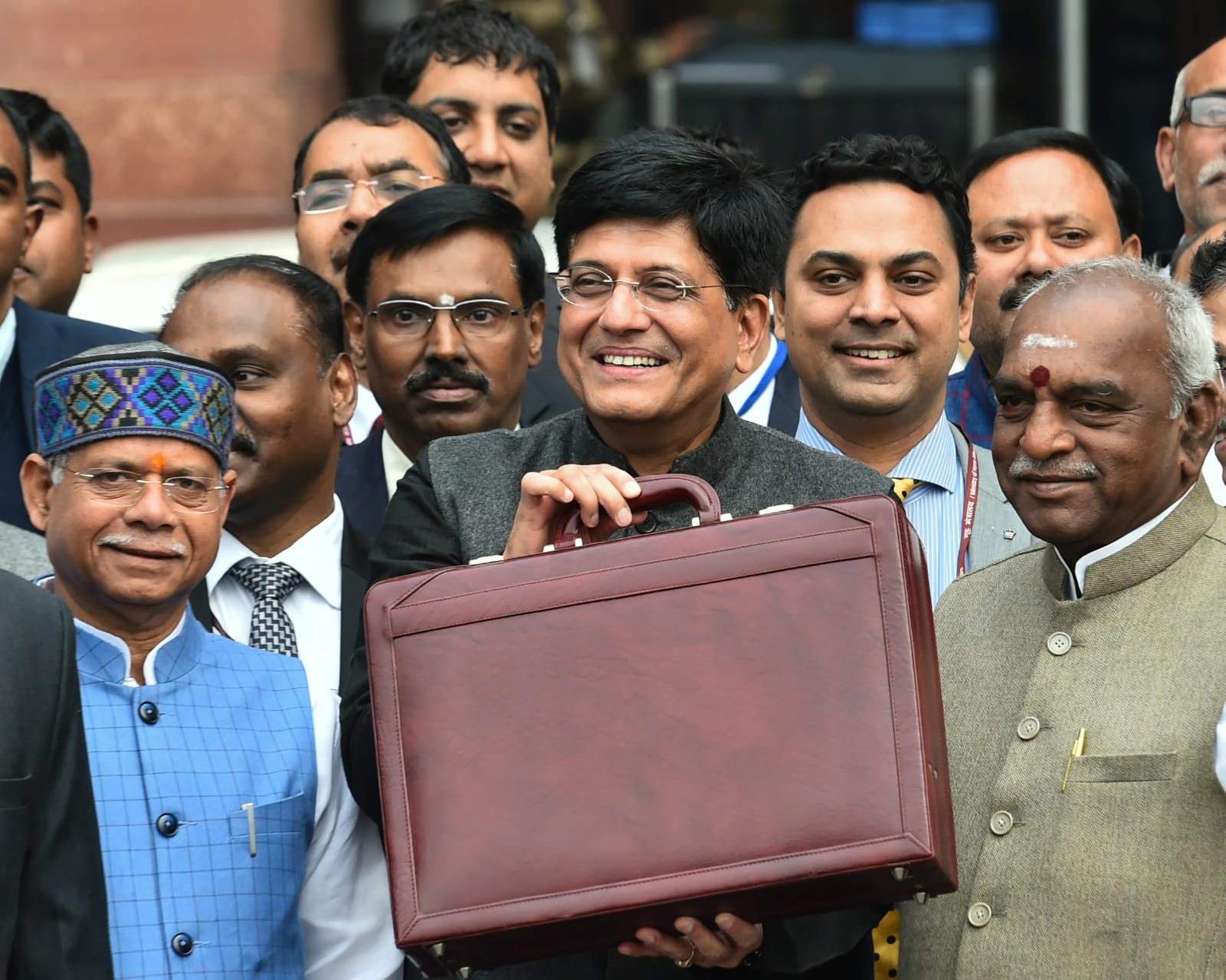 Budget 2019: Modi Makes Big Promises In Election Budget, Leaves Out Details 