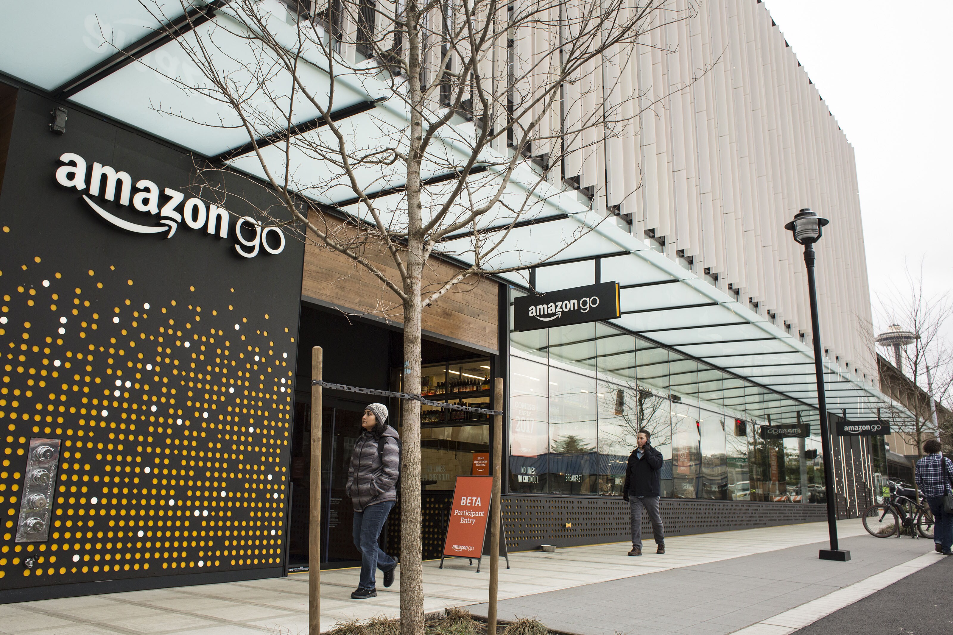 Amazon, Two Others Get Nod For FDI In Food Retail&nbsp;