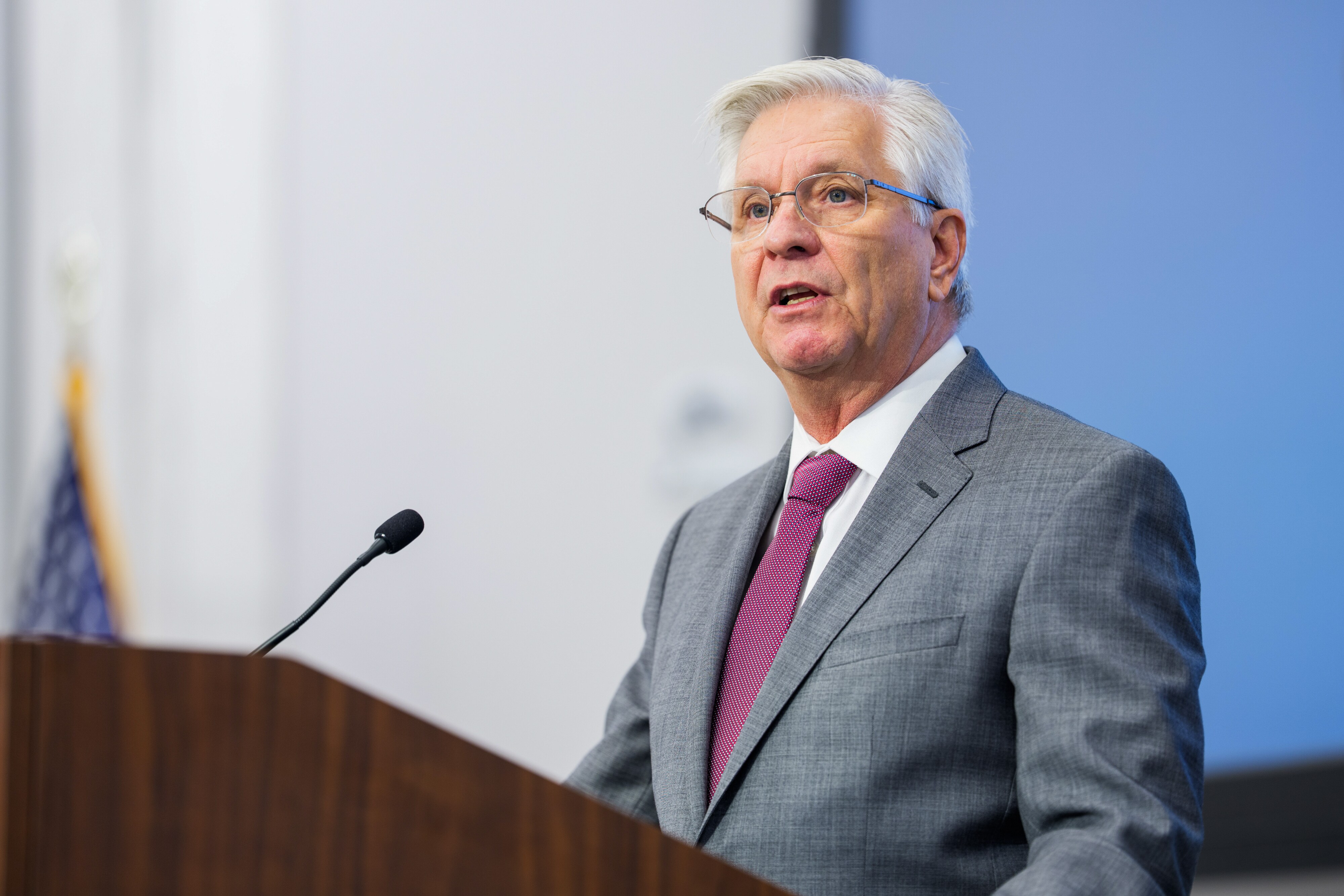 Fed’s Waller Calls For December Cut, Then Meeting-By-Meeting