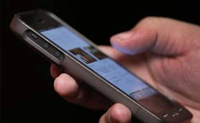 Cashback Offer: Jio's Rs 398 Prepaid Recharge Plan Vs Airtel's Rs 399 Pack