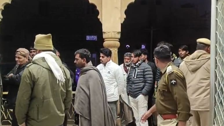 Rajasthan: बेटी का निकाह तोड़ा तो बदमाशों ने पिता को किया लहूलुहान, ट्रैक्टर रोककर धारधार हथियार से किया हमला