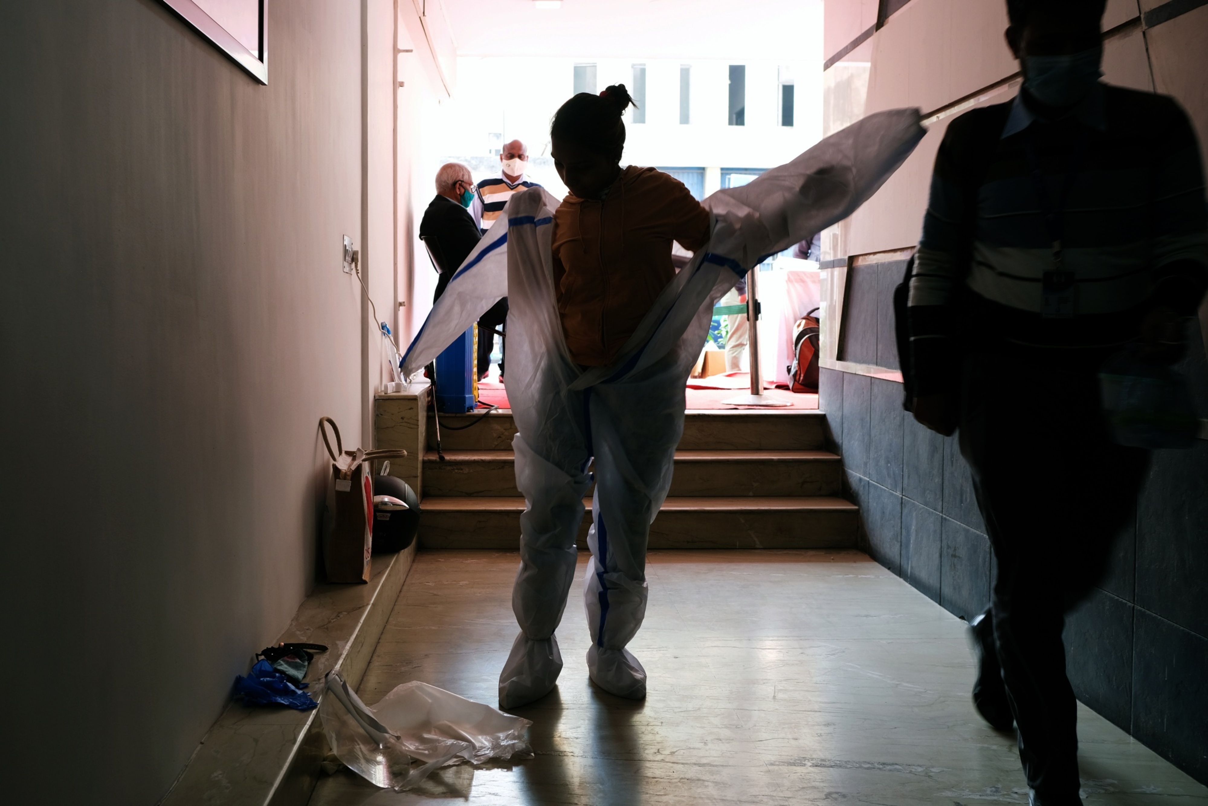 Coronavirus India Updates: Tally Tops 1 Crore, Maharashtra Announces Night Curfew