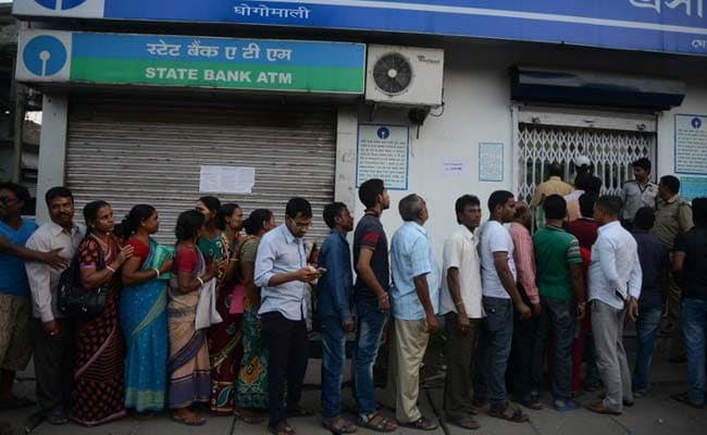Government Tightens Note Exchange Norms, Lowers Limit To Rs 2,000