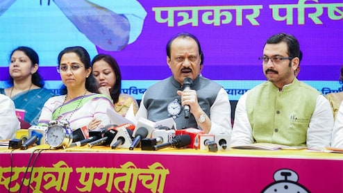 Pune Menifesto : लाडकी बहीण योजनेला मागे टाकणारी घोषणा? पुणेकरांना मेट्रो-बस प्रवास मोफत, NCP जाहीरनाम्यातील गेमचेंजर आश्वासनं