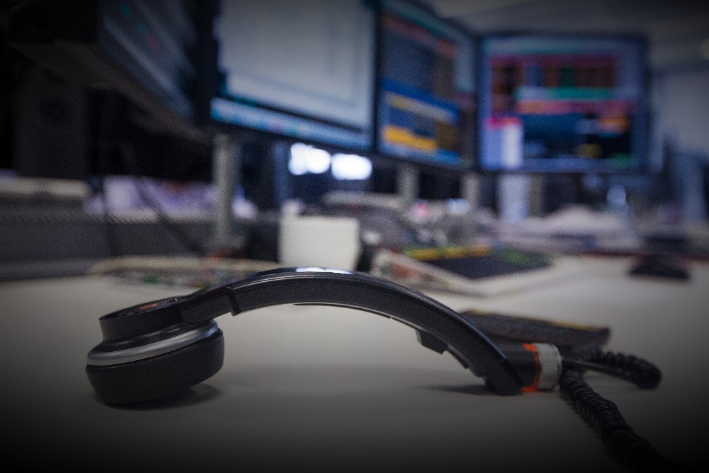 Nifty Holds 9,300 In Best Week Since March; ITC Falls