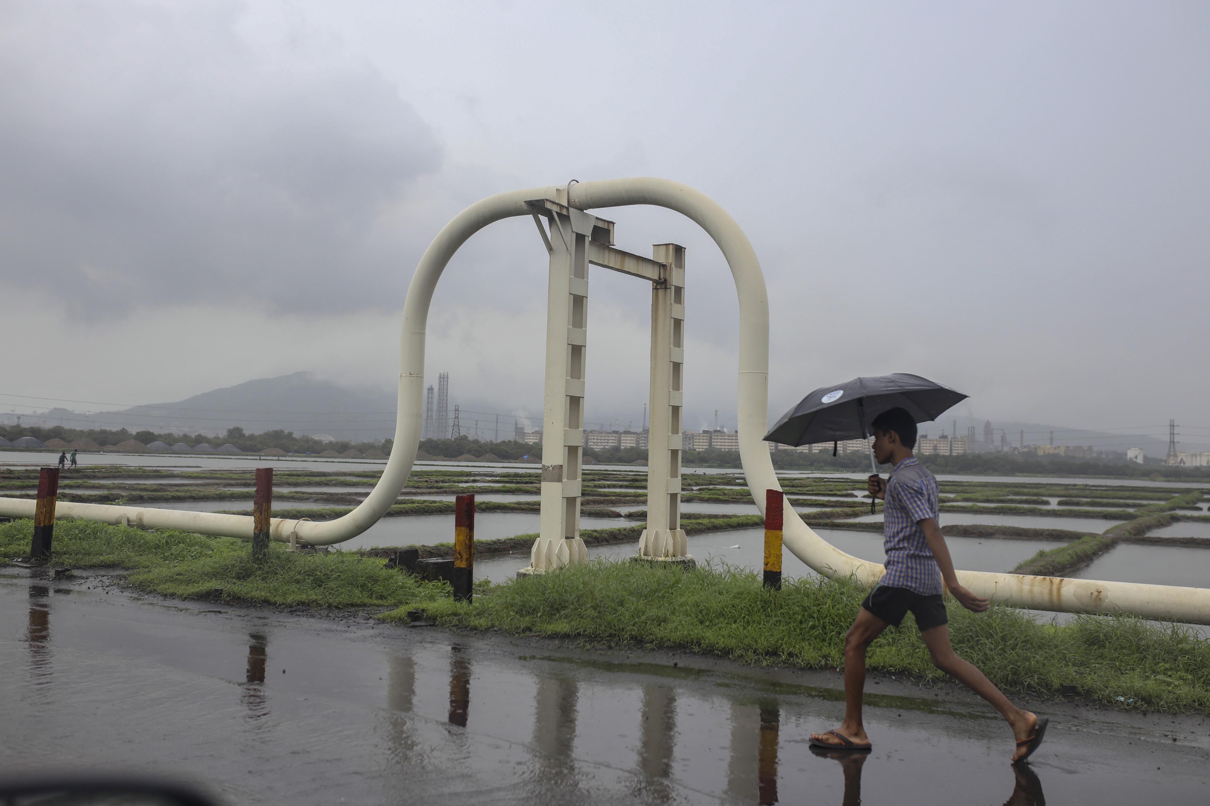 Oil And Gas Sector Check: Spot LNG Set To Fall From Record Peak, Says ICICI Securities