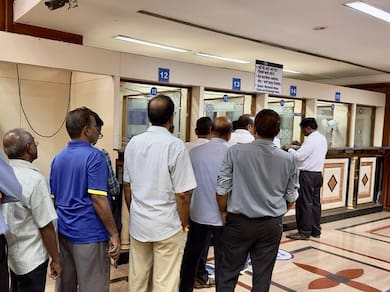 Rs 2,000 Notes Exchange Live Updates: Window Opens, No Rush Or Panic At Bank Branches