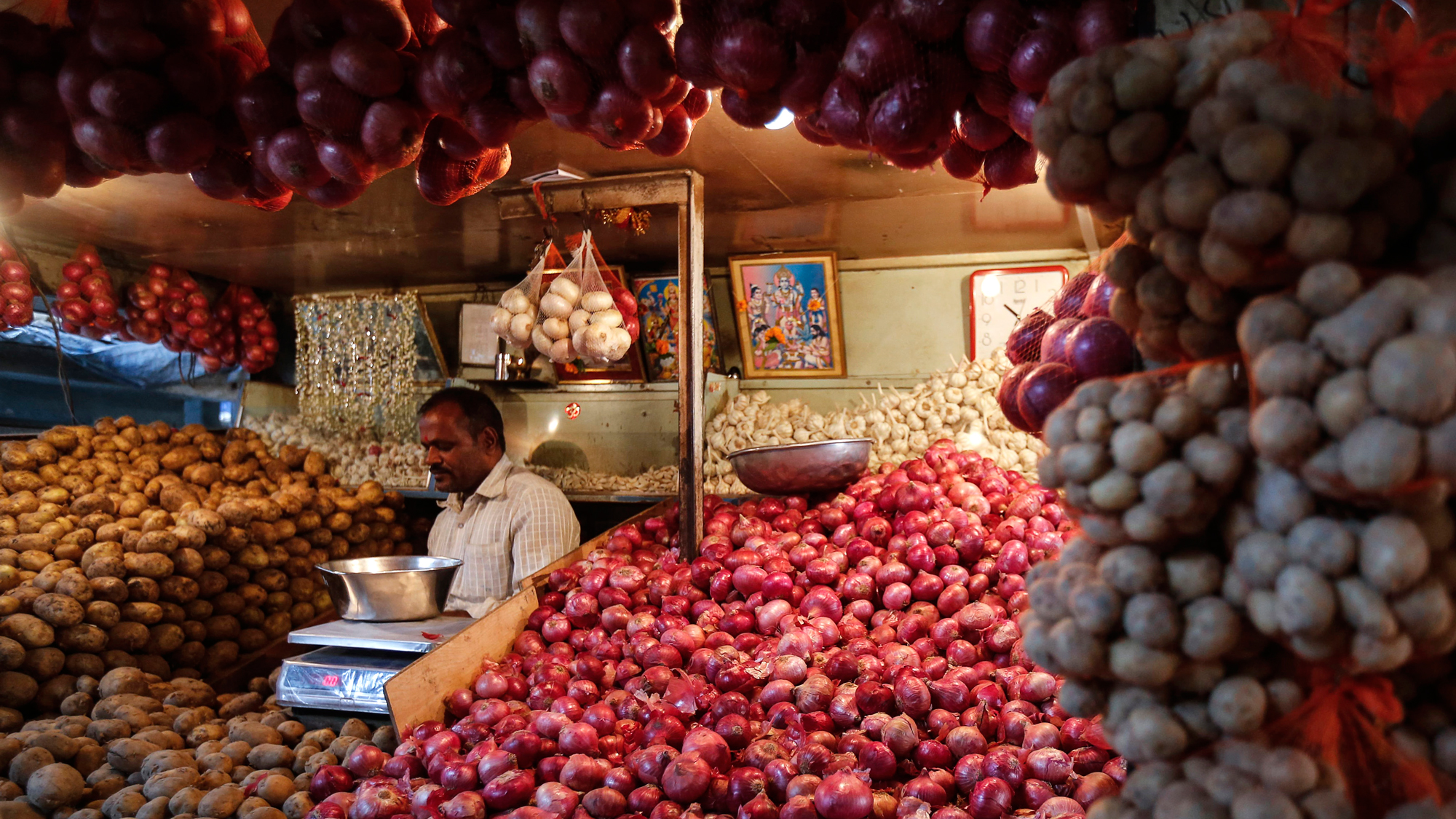 WPI Inflation Rises To 0.83% In December; Food Inflation Flat at 0%