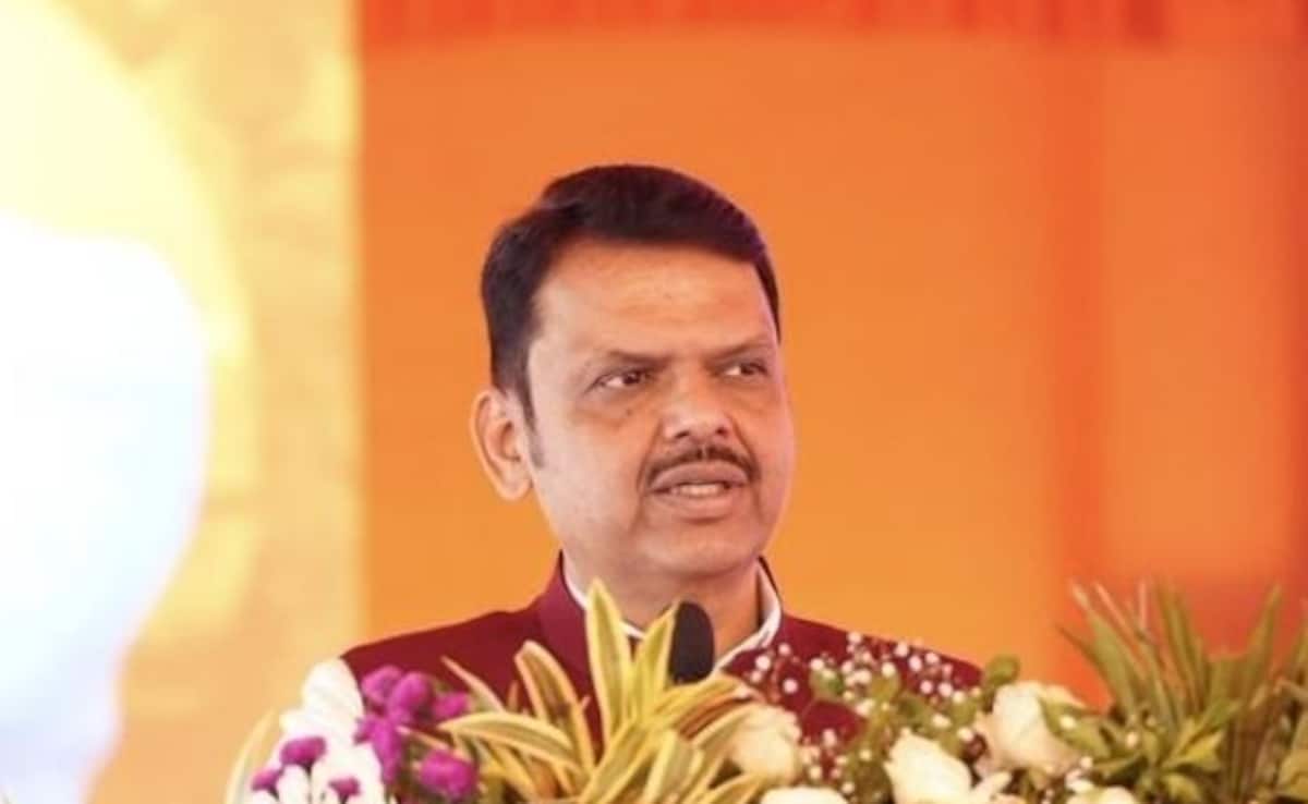 देवेंद्र फडणवीस भी झोंक रहे पूरी ताकत देवेंद्र फडणवीस भी झोंक रहे पूरी ताकत