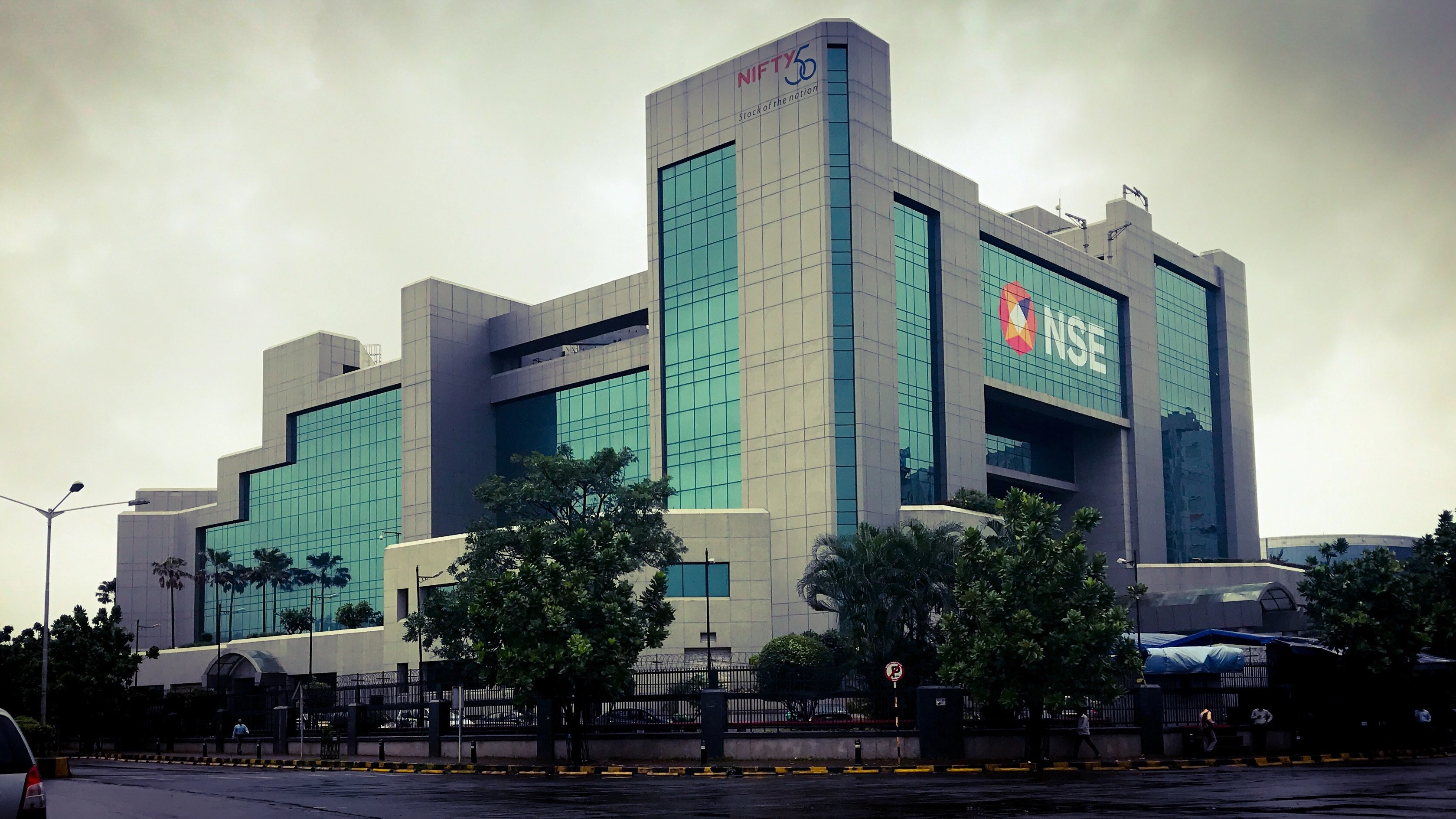 Stock Market Today: Sensex, Nifty End Lower After 7-Day Rally; FPIs Stay Net Sellers