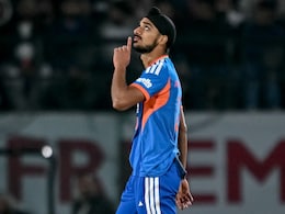 Internet Fumes Over Arshdeep Singh's Exclusion From 1st ODI Against New Zealand. R Ashwin Joins In