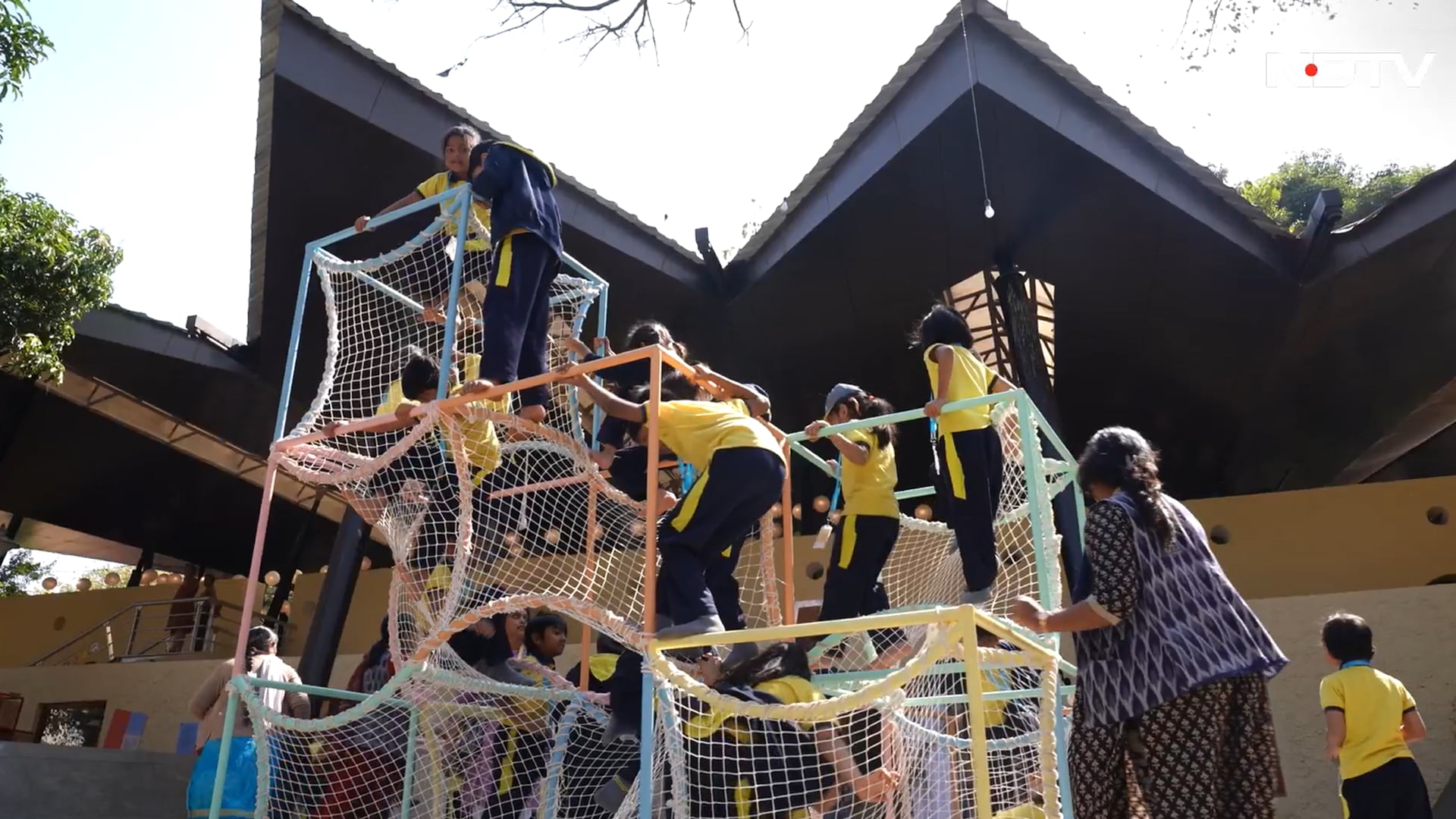 Video: Bachpan Manao Season 2 Launch With Neha Dhupia