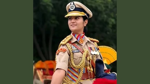 CRPF जवानों को लीड करेंगीं 26 साल की सिमरन बाला, UPSC CAPF में आई थी इतनी रैंक