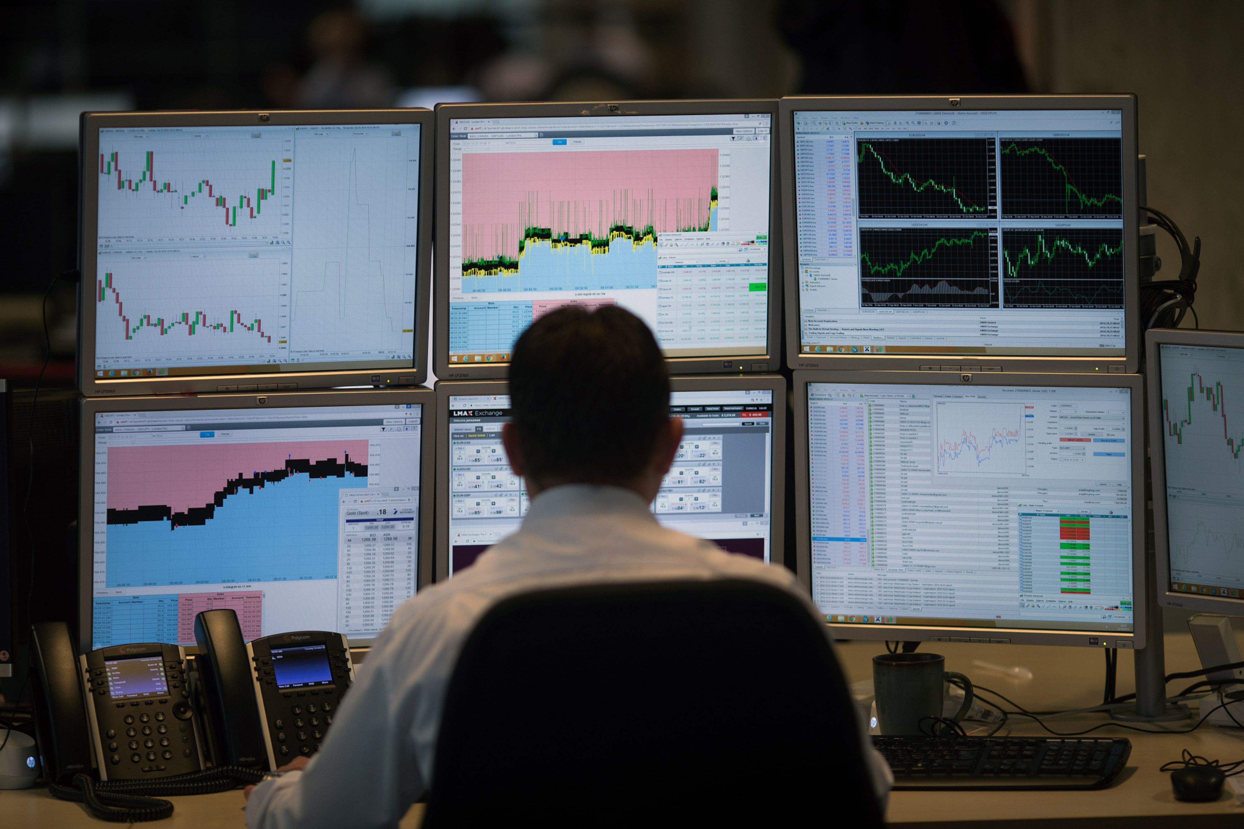 Sensex, Nifty Log Worst Fall In Two Weeks As RIL, Kotak Mahindra Bank Drag