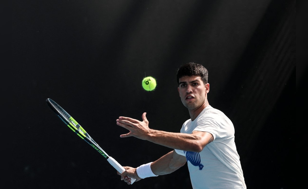 Roger Federer Praises Carlos Alcarazs Chance To Become The Youngest Man With Career Grand Slam