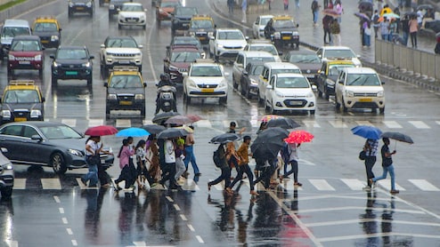 Mumbai Rains: Heavy Rainfall Lashes City, Check Water Level In City Lakes And High Tide Timings