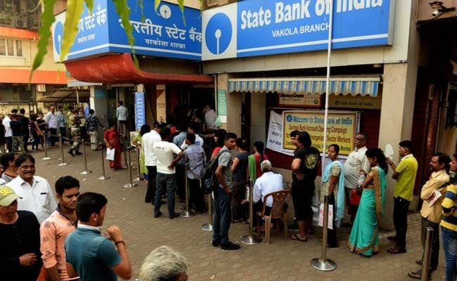 India's Worthless Cash Turning Into Gold for State-Run Banks