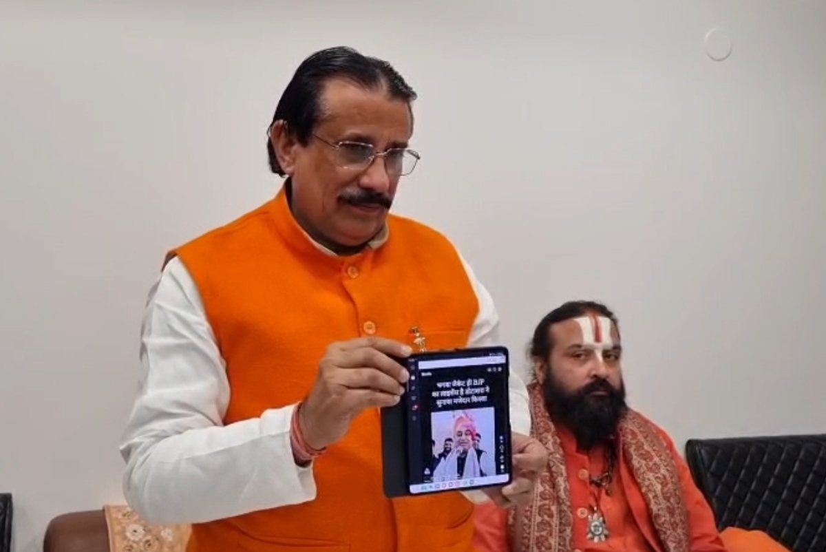 'क्या डोटासरा तय करेंगे कि मैं किस रंग की जैकेट पहनूं?', बीजेपी नेता का पीसीसी चीफ पर पलटवार