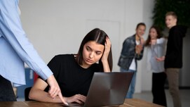 2026 में नौकरी के लिए खुद को तैयार नहीं मानते हैं इतने फीसदी लोग,  LinkedIn की चौंकाने वाली रिपोर्ट