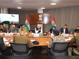 'आतंकियों की अब खैर नहीं', जम्मू कश्मीर की सुरक्षा को लेकर अमित शाह ने ली हाईलेवल मीटिंग, दिए ये निर्देश