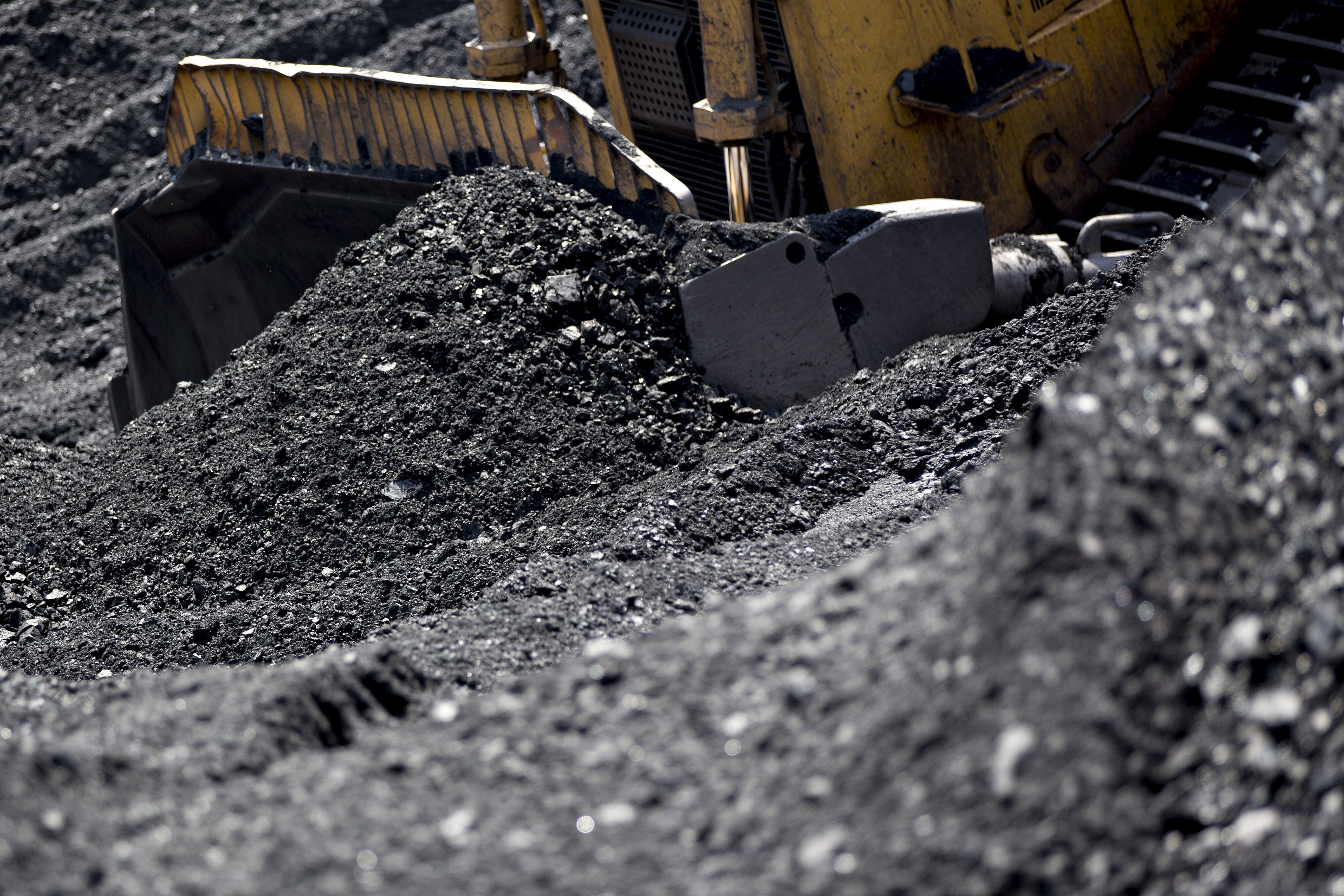 Government May Revise 1 Billion Tonne Coal Production Target Set For 2020