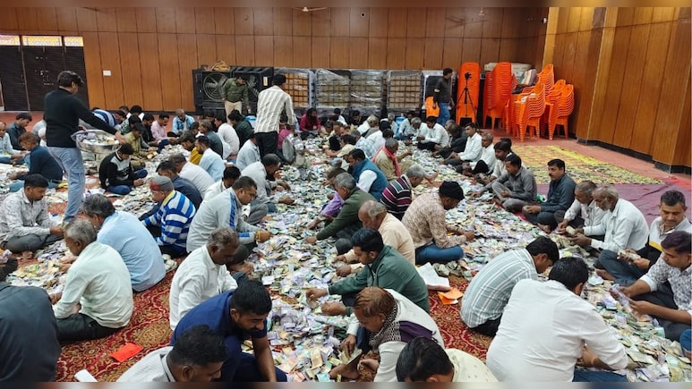 श्रीसांवर&zwj;िया सेठ मंदिर में 'धनवर्षा', 6 द&zwj;िन की ग&zwj;िनती में न&zwj;िकले 35 करोड़ से ज्&zwj;यादा&nbsp;