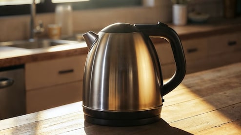 रोजाना करते हैं Electric Kettle का इस्तेमाल? तो ये 4 बातें जानना आपके लिए है बेहद जरूरी