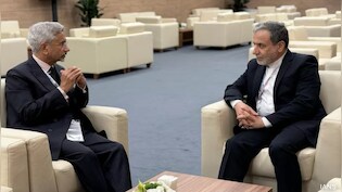 ट्रंप की धमकी के बीच ईरानी विदेश मंत्री ने जयशंकर को घुमाया फोन, जानें क्या हुई बात