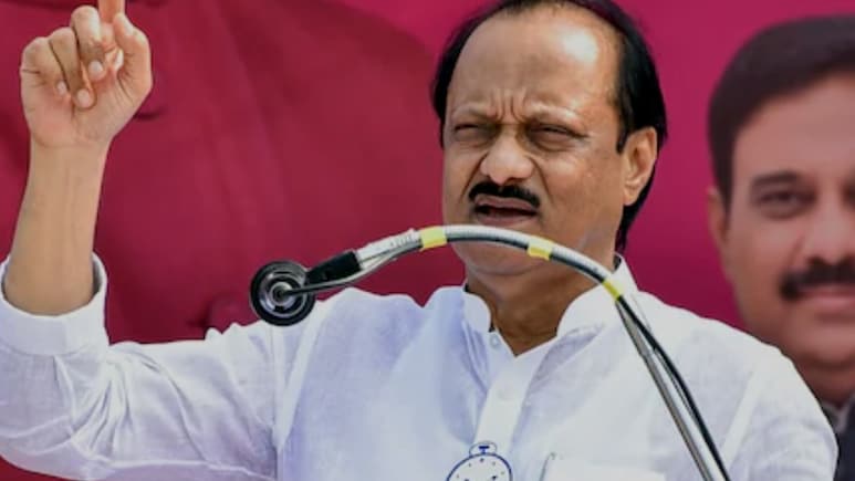 ...जर आमचं विमान सुरक्षितपणे उतरलं तर...' निधनानंतर अजित पवारांची महिला पायलटवरील पोस्ट का होतेय व्हायरल?