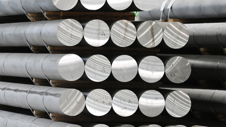 US Aluminum Premium Tops $1 Per Pound For First Time