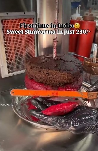 'Sweet Shawarma' Made With Chocolate Syrup, Cake And Cream Annoys Foodies