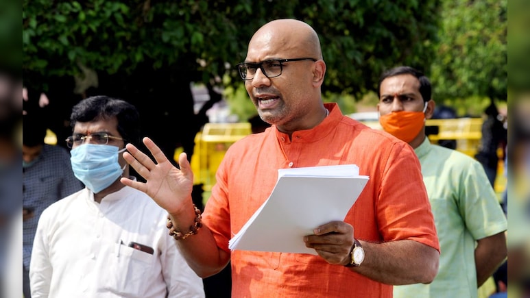 BJP's 'Kashmir-Style Exodus' Jibe At Telangana Government Over Temple Attacks