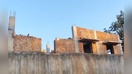 लापरवाह सिस्टम ने ली मासूम की जान; निर्माणाधीन आंगनवाड़ी की छत गिरी, छठवीं के छात्र दबा