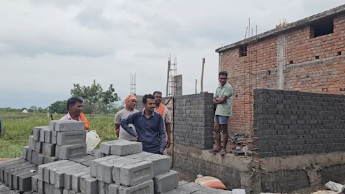 PM Awas: लक्ष्य से पीछे चल रहा है बेमेतरा जिला, नाराज जिपं सीईओ ने 21 अफसरों को नोटिस जारी कर मांगा जवाब