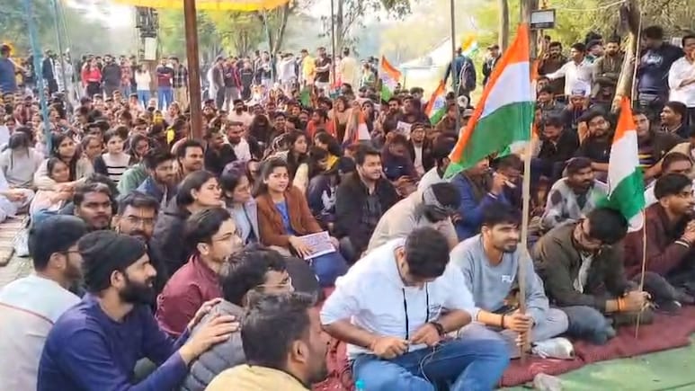 MPPSC अभ्यर्थियों की चेतावनी, मांग पूरी नहीं हुई तो जारी रहेगा धरना, इन 10 मांगों को लेकर कर रहे प्रदर्शन