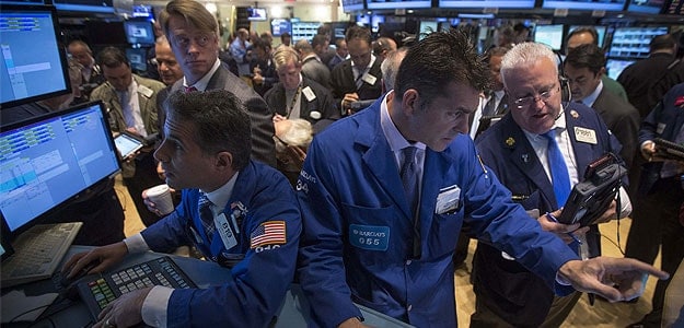 Dow Tops 18,000 for First Time on Strong GDP Data