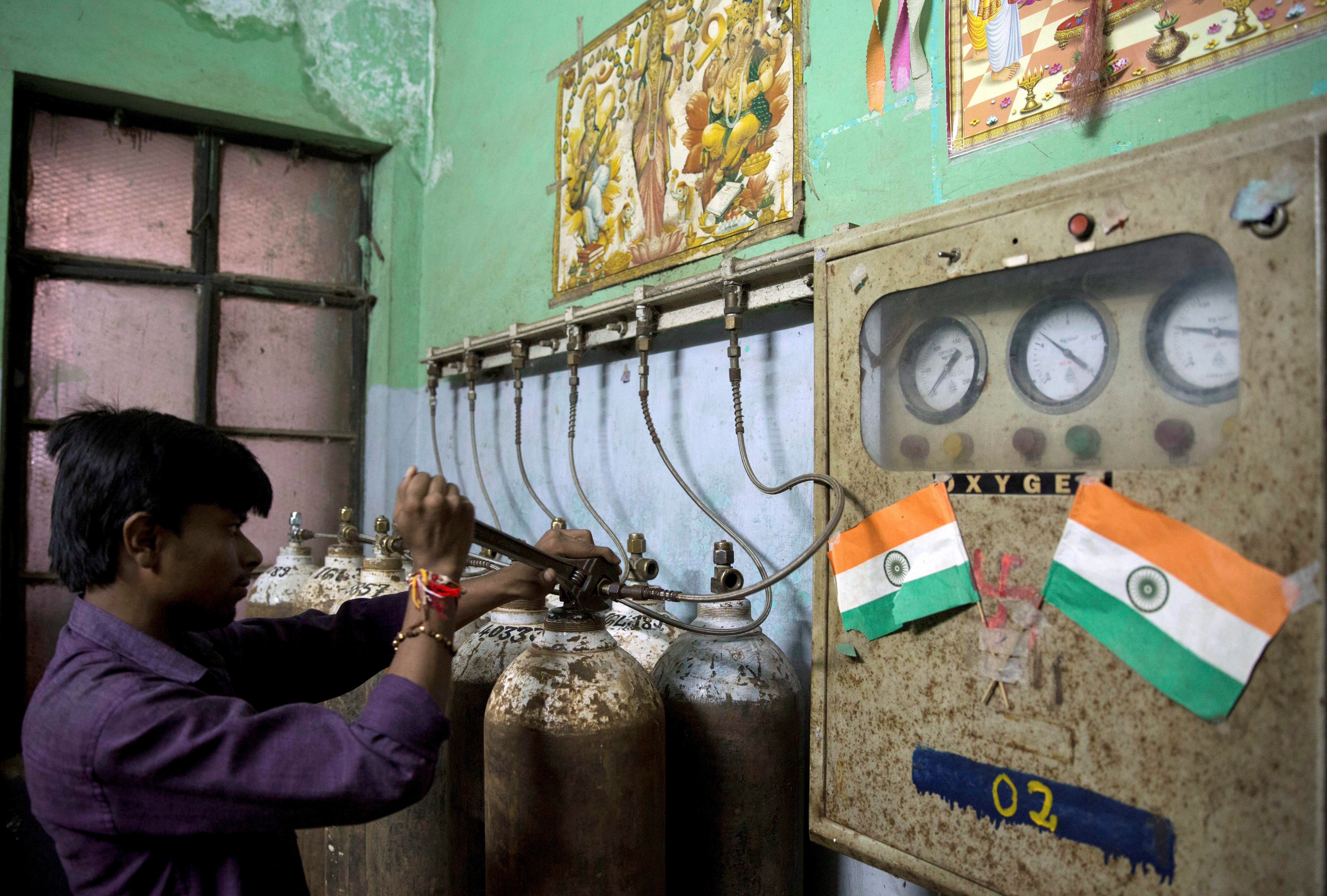 Infant Deaths: Gorakhpur Medical College Principal Resigns