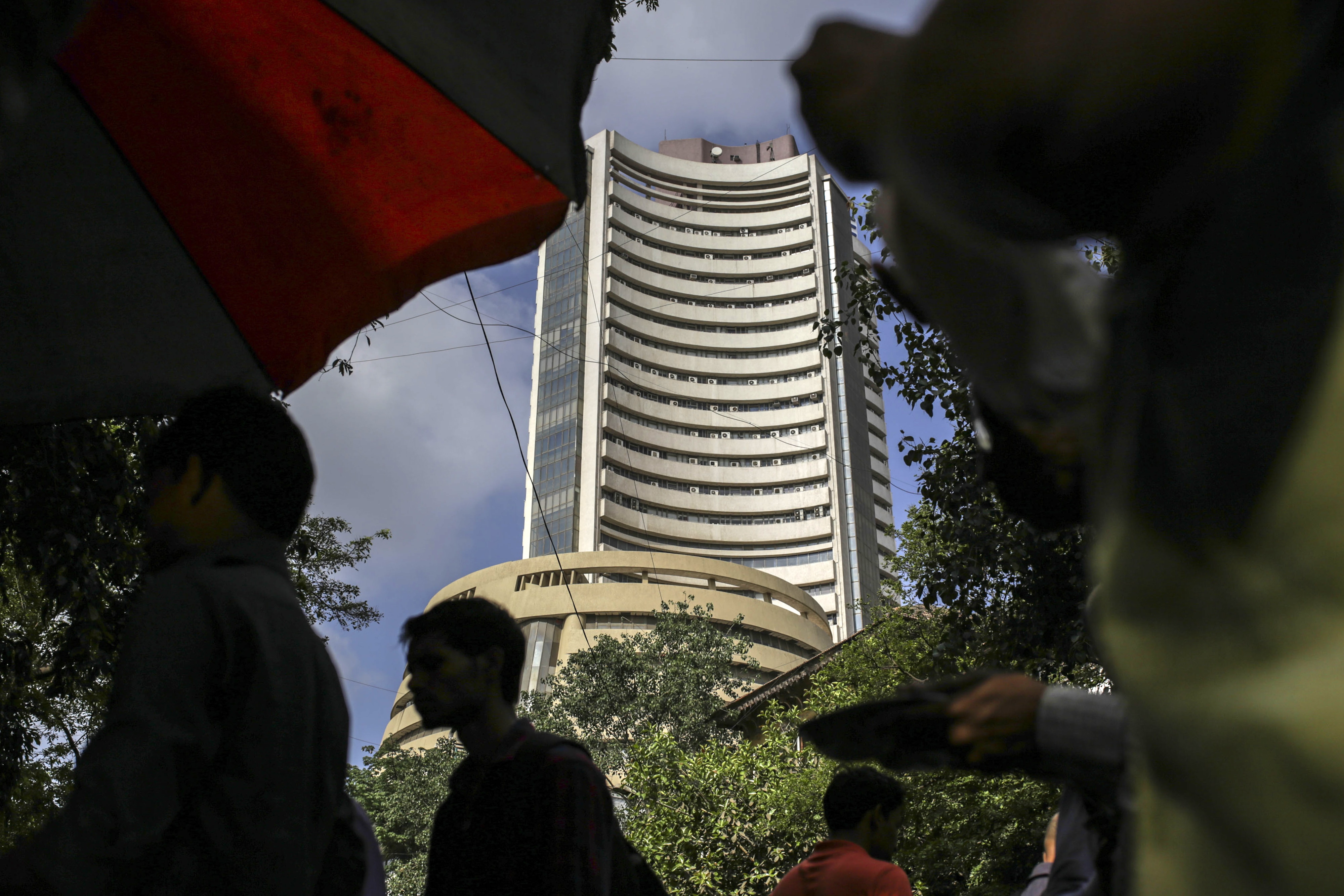 Sensex, Nifty Snap Two-Day Rally As Financial Stocks Weigh