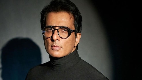 Sonu Sood Extends Film Offer To Rajpal Yadav After Actor's Surrender In Cheque-Bounce Case