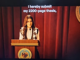 Why PhD Students Are Trashing Kriti Sanon And Dhanush's <i>Tere Ishk Mein</i> Over "2,200-Page Thesis"