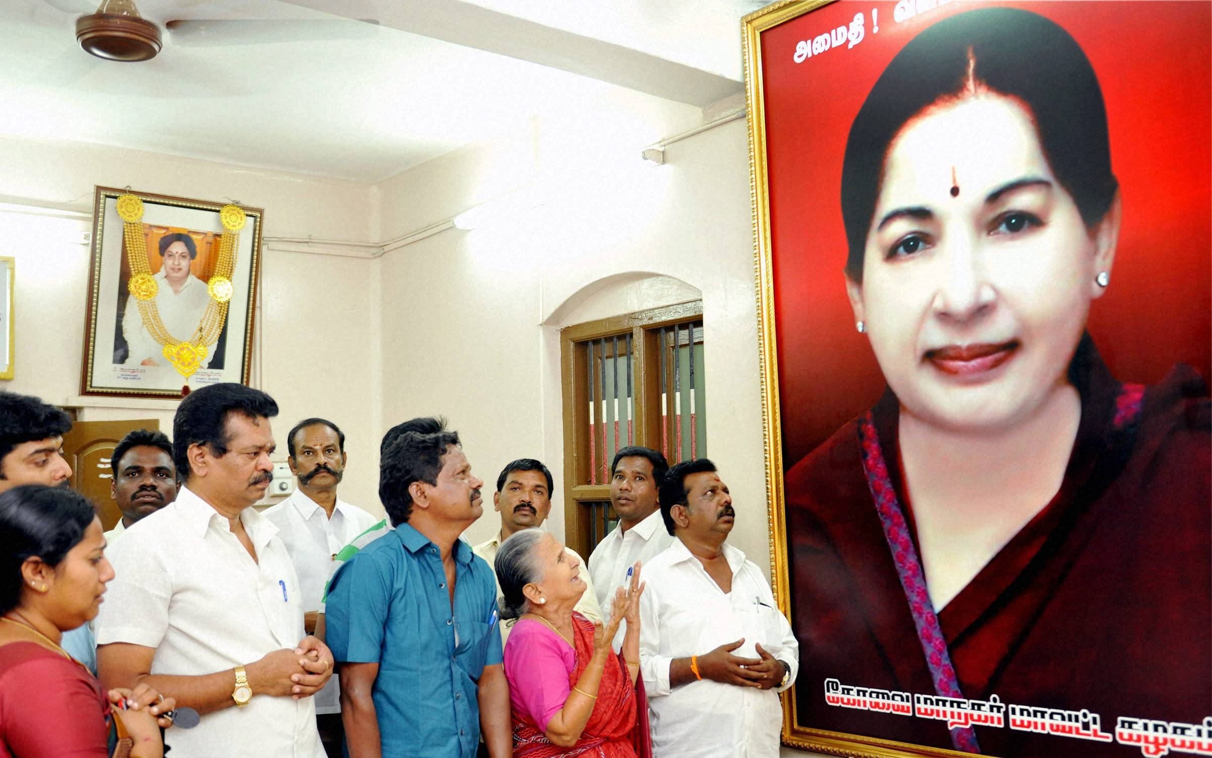 Jayalalithaa&rsquo;s Critical Health Triggers Bandh-Like Situation In Chennai