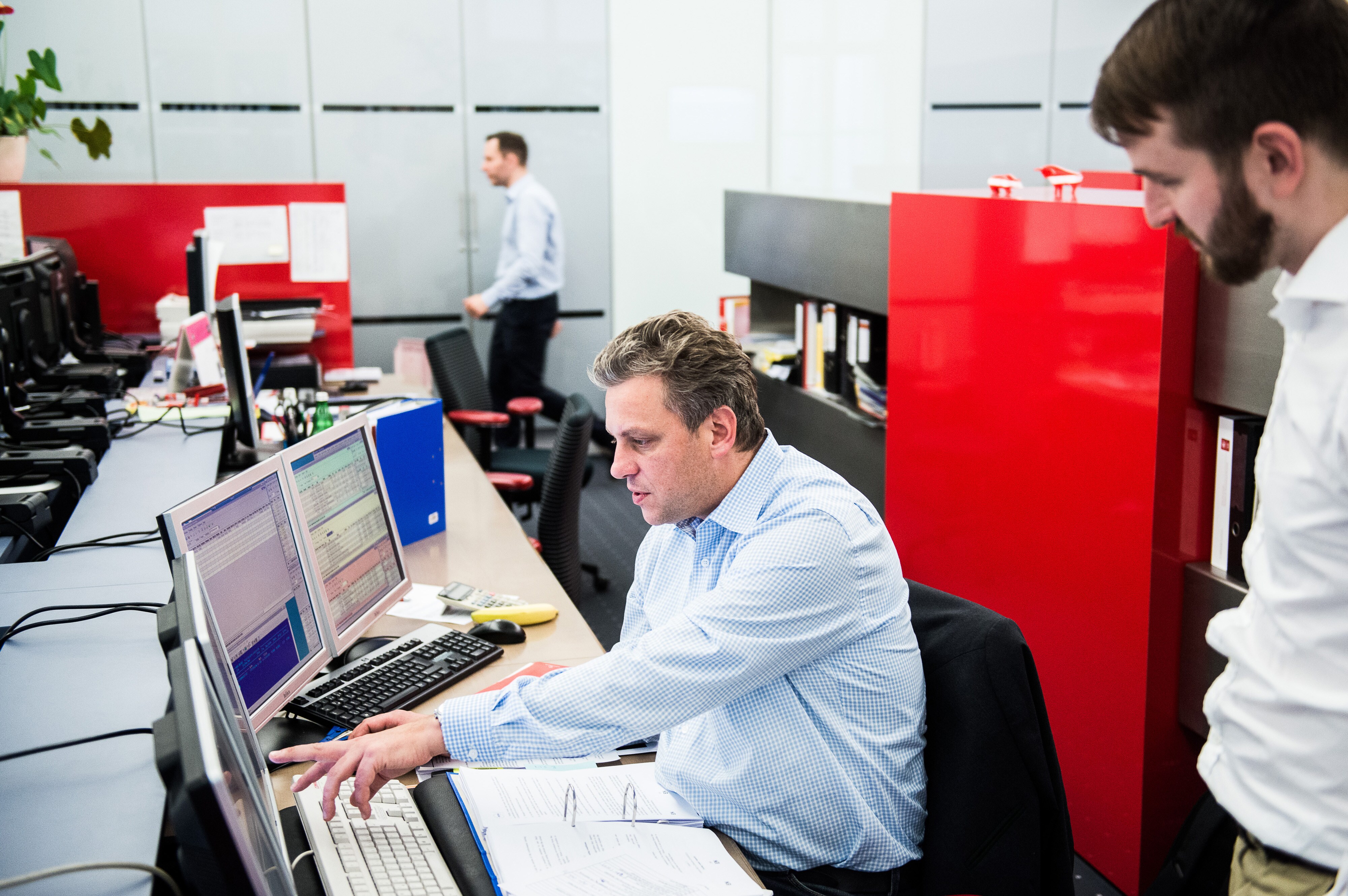 Sensex, Nifty Fall For Third Straight Day Dragged By Metals