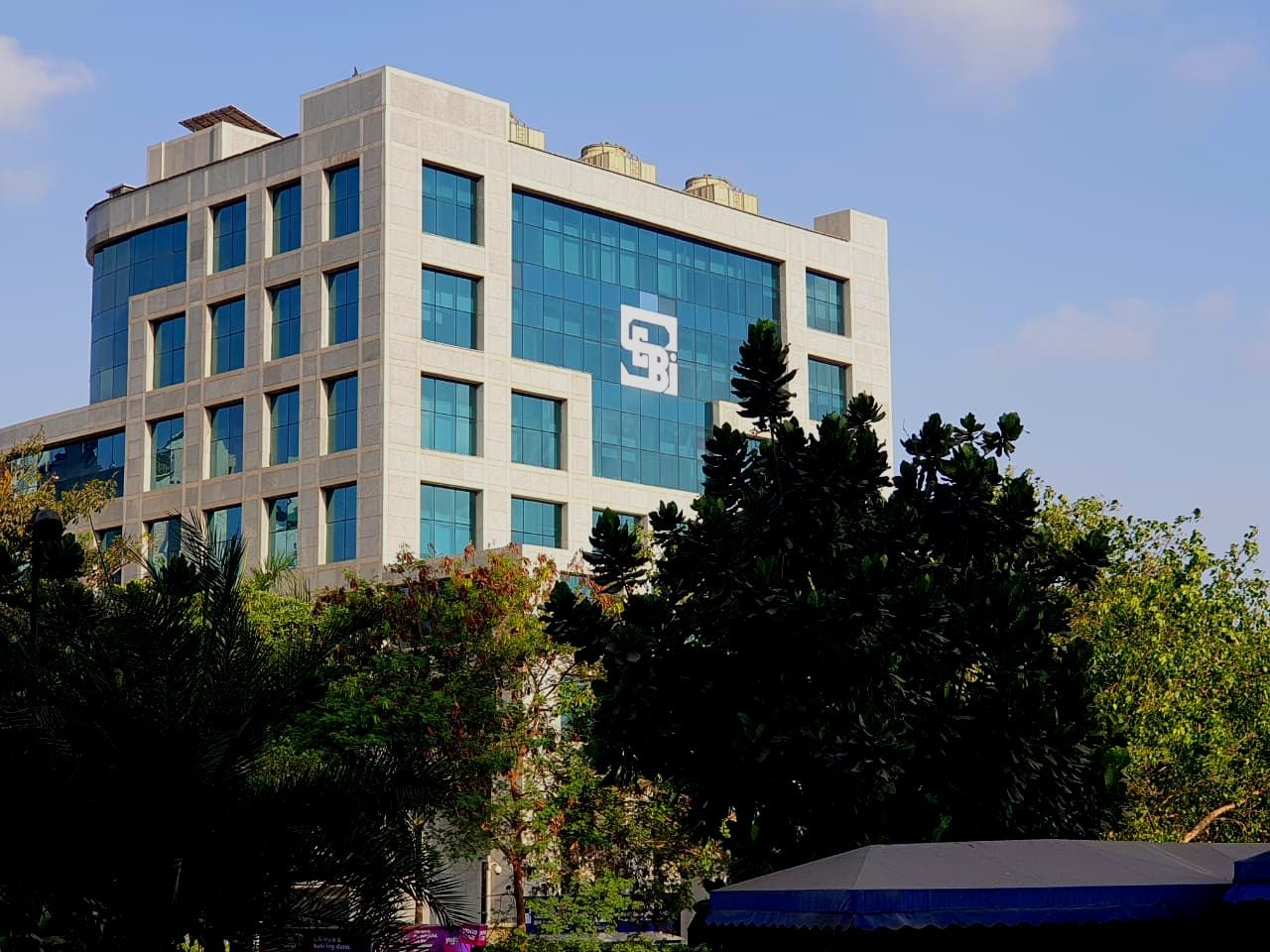 SAT Asks SEBI To Decide On Karvy&rsquo;s Plea Seeking Power To Settle Trades