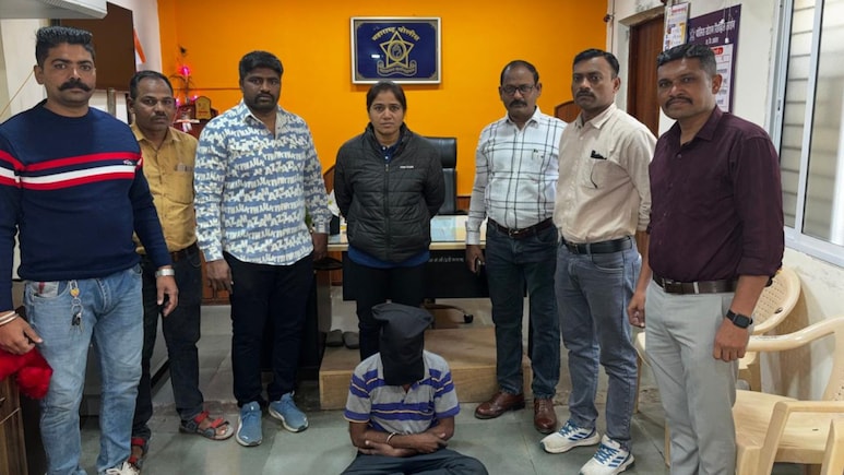 Akola News : समलिंगी नात्यात तिसऱ्या व्यक्तीचा प्रवेश, संशयाचं भूत अंगात संचारलं अन् अकोला हादरलं