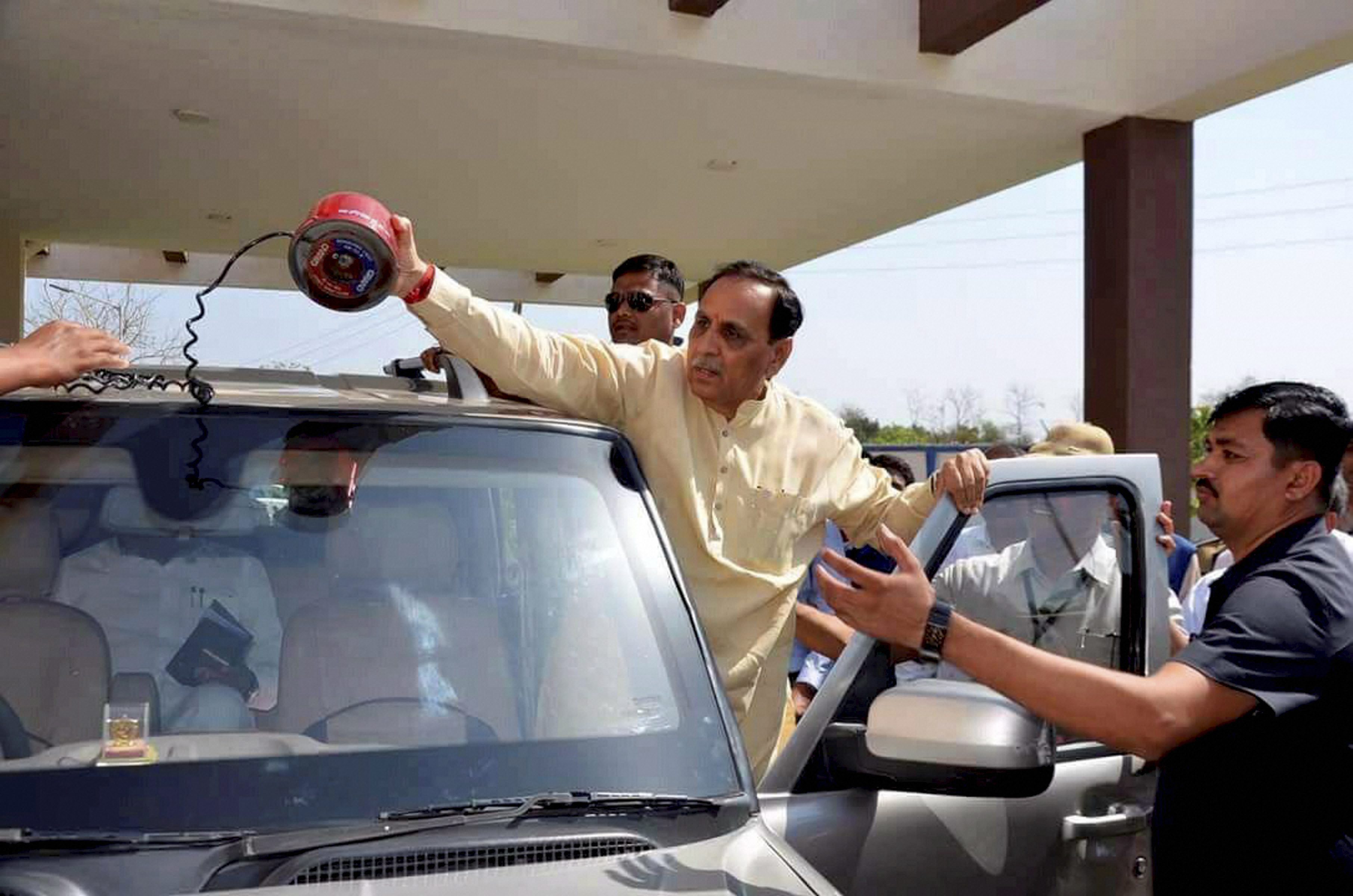 Vijay Rupani Rejects SEBI&rsquo;s Stock Rigging Charge, Says Sold Shares At A Loss